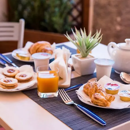La Feluca Bed & Breakfast *