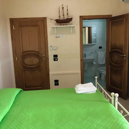 La Feluca Bed & Breakfast *